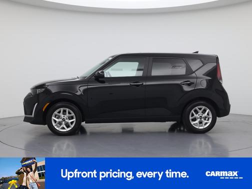 Black 2024 Kia Soul LX