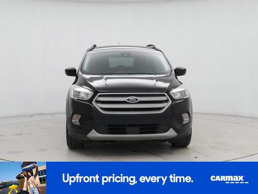 Black 2018 Ford Escape SE