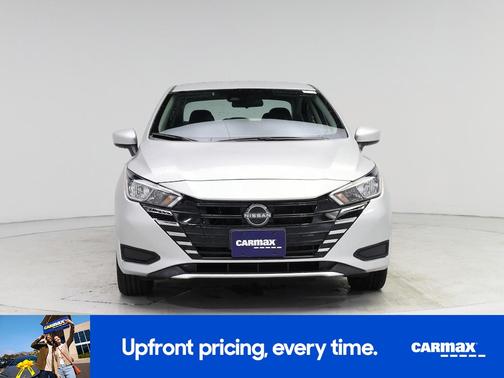 2023 Nissan Versa SV