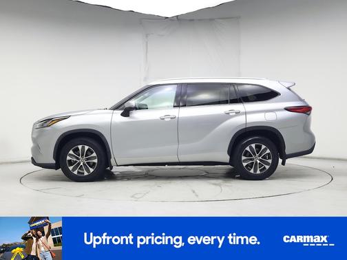 Silver 2020 Toyota Highlander XLE