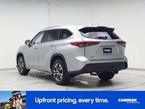 Silver 2020 Toyota Highlander XLE