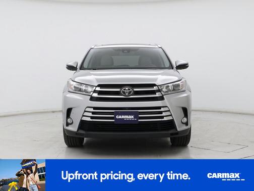 Silver 2018 Toyota Highlander Limited Platinum