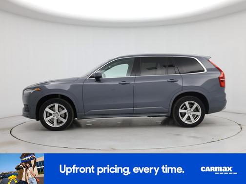 Gray 2022 Volvo XC90 T5 Momentum