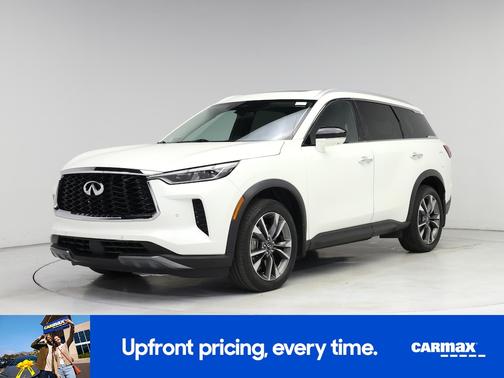 White 2022 INFINITI QX60 Luxe
