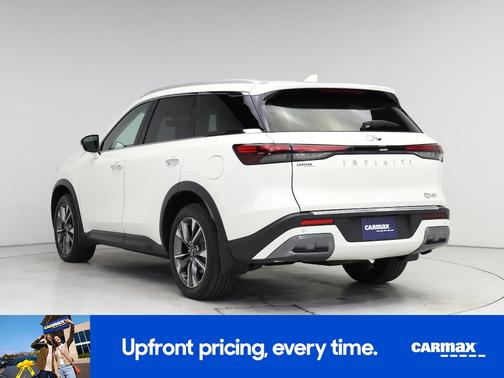 White 2022 INFINITI QX60 Luxe