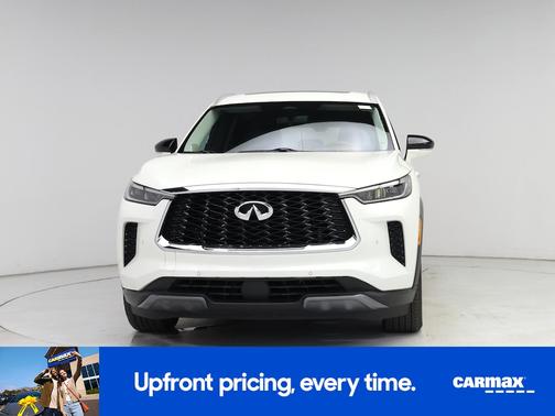 White 2022 INFINITI QX60 Luxe