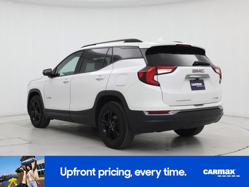 White 2022 GMC Terrain AT4