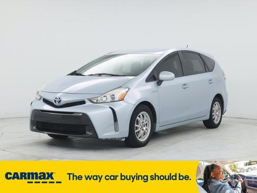 2015 Toyota Prius v Three