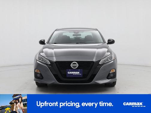 2022 Nissan Altima SR