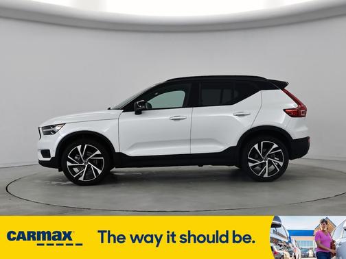 2021 Volvo XC40 T4 R-Design