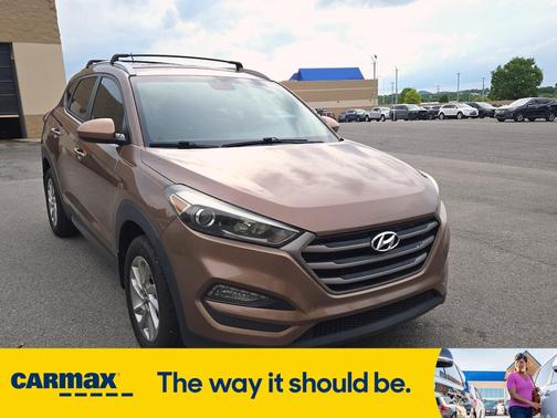 2016 Hyundai TUCSON SE