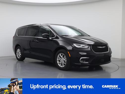 Black 2025 Chrysler Pacifica Select