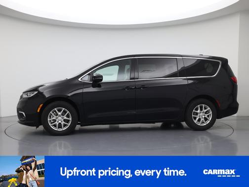 Black 2025 Chrysler Pacifica Select