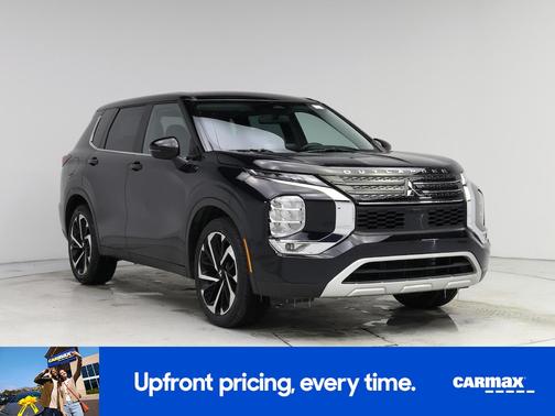 2023 Mitsubishi Outlander SE