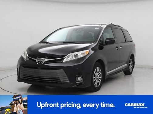 Black 2020 Toyota Sienna XLE  Auto Access Seat