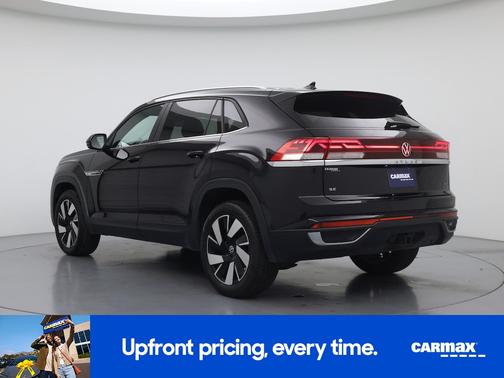 Black 2024 Volkswagen Atlas Cross Sport SE w/Tech