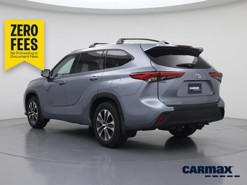 Blue 2020 Toyota Highlander XLE