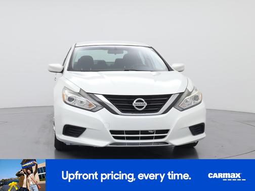 White 2016 Nissan Altima S