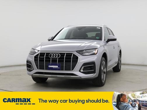 2022 Audi Q5 Premium Plus