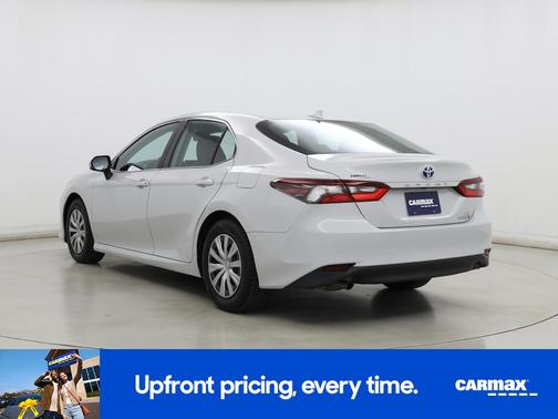2022 Toyota Camry Hybrid LE