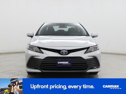 2022 Toyota Camry Hybrid LE