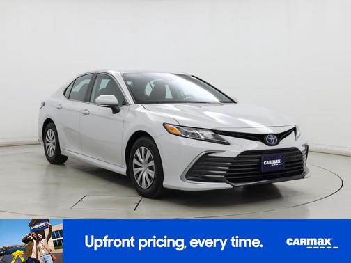 2022 Toyota Camry Hybrid LE