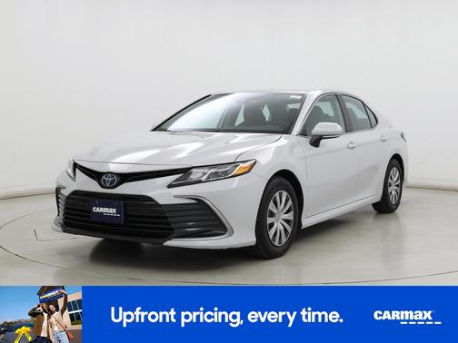 2022 Toyota Camry Hybrid LE