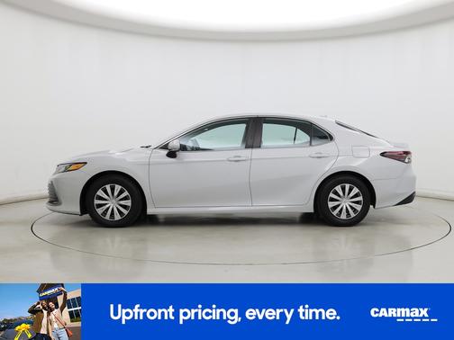 2022 Toyota Camry Hybrid LE