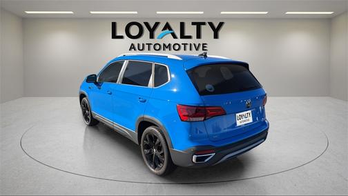 2023 Volkswagen Taos 1.5T SE