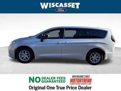 2024 Chrysler Pacifica Touring-L