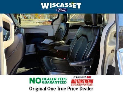 2024 Chrysler Pacifica Touring-L