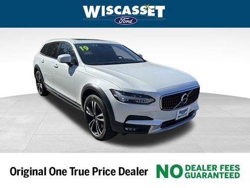 2019 Volvo V90 Cross Country T5