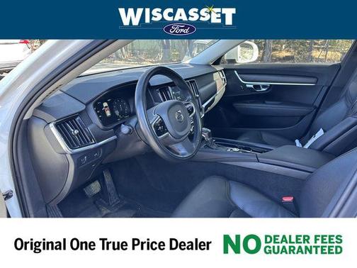 2019 Volvo V90 Cross Country T5