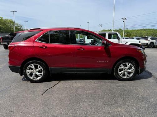 Cajun Red Tintcoat 2018 Chevrolet Equinox 2LT