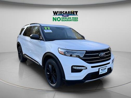 Star White 2022 Ford Explorer XLT