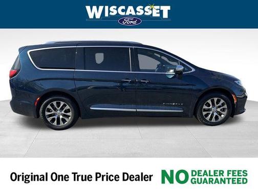 2022 Chrysler Pacifica Hybrid Pinnacle