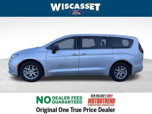 2024 Chrysler Pacifica Touring-L