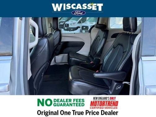 2024 Chrysler Pacifica Touring-L