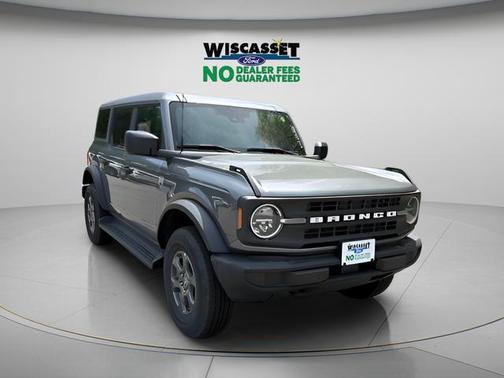Carbonized Gray Metallic 2026 Ford Bronco Big Bend