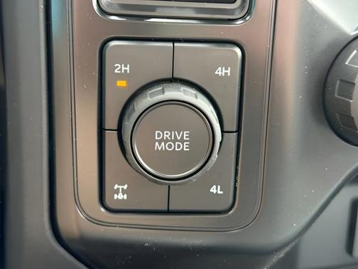 Oxford White 2026 Ford F-250 XL