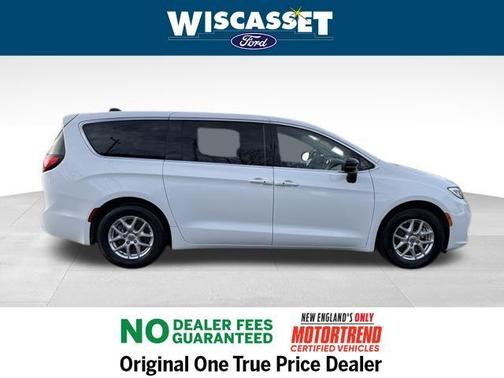 2024 Chrysler Pacifica Touring-L