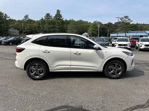2024 Ford Escape ST-Line Select