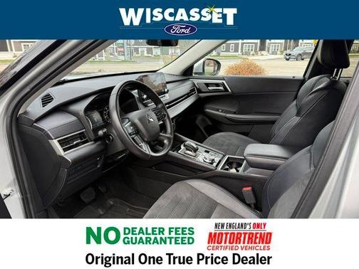 2024 Mitsubishi Outlander SE