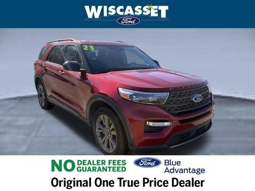 Rapid Red Metallic Tinted Clearcoat 2023 Ford Explorer XLT
