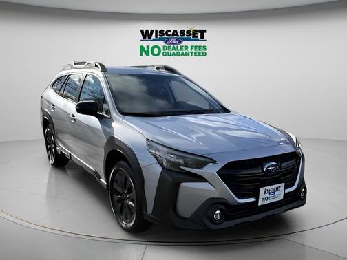 Ice Silver Metallic 2024 Subaru Outback Onyx Edition