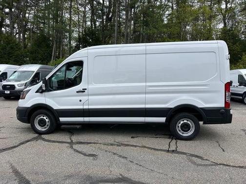 2024 Ford Transit-250 148 WB Medium Roof Cargo