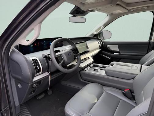 Dark Matter Gray Metallic 2025 Ford Expedition Active