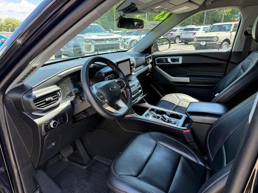 Black Metallic 2023 Ford Explorer XLT