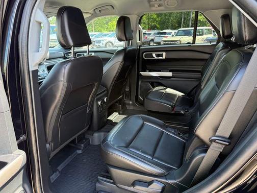 Black Metallic 2023 Ford Explorer XLT