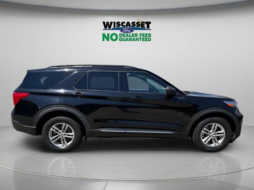 Black Metallic 2023 Ford Explorer XLT